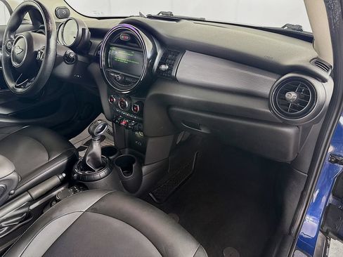 Used 2017 MINI Cooper 4-Door Hardtop FWD image 34