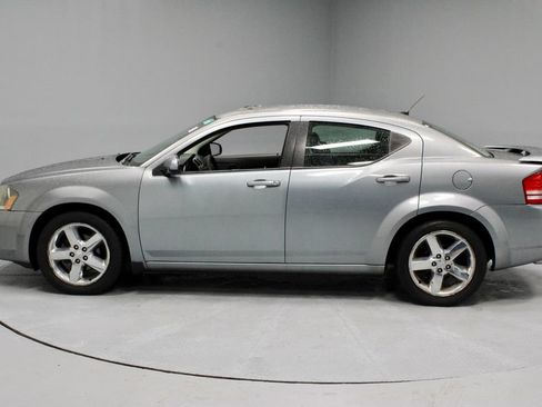 Used 2009 Dodge Avenger R/T FWD image 7