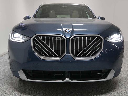 Used 2026 BMW X3 xDrive30 w/ Convenience Package image 2