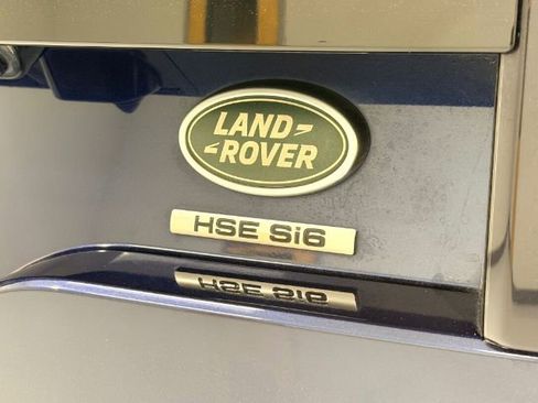 Used 2017 Land Rover Discovery HSE AWD/4WD image 13