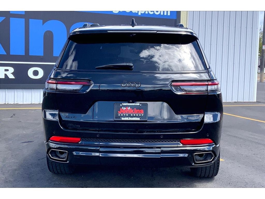 Used 2025 Jeep Grand Cherokee L Summit AWD/4WD image 4