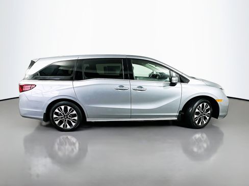 New 2026 Honda Odyssey Elite image 8