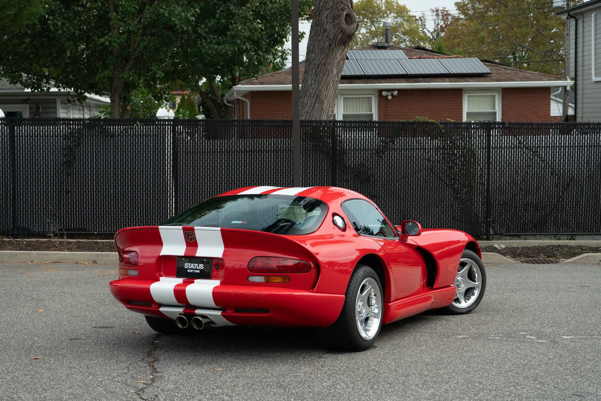 Used 1997 Dodge Viper GTS RWD image 46
