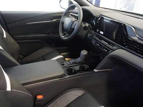 New 2026 Toyota Camry SE FWD image 26
