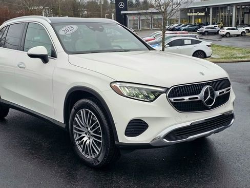 Certified 2025 Mercedes-Benz GLC 300 4MATIC image 2