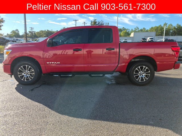 Used 2022 Nissan Titan SV AWD/4WD image 2