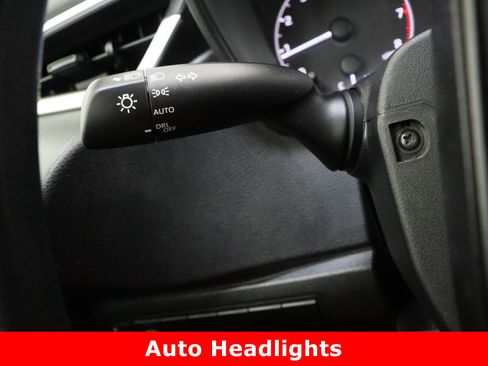 Certified 2025 Toyota Corolla LE image 22