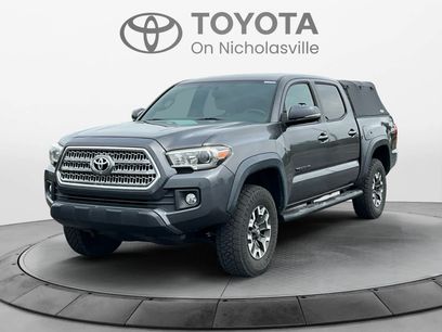 Used 2017 Toyota Tacoma TRD Off-Road w/ Tow Package (A/T)
