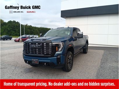 Used 2026 GMC Sierra 2500 Denali Ultimate w/ LPO, Black Badging Package
