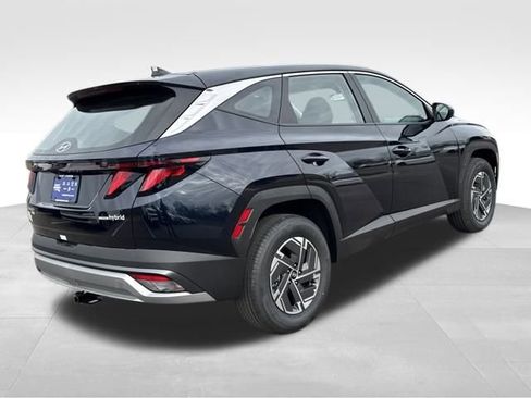 New 2026 Hyundai Tucson Blue SE w/ Tow & Go Package AWD/4WD image 5
