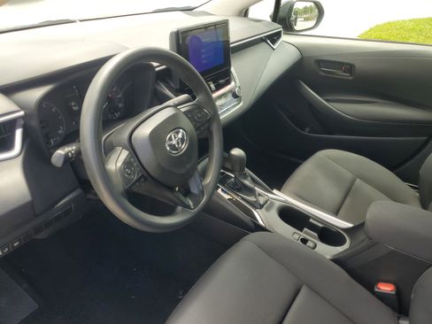 Certified 2025 Toyota Corolla LE FWD image 16