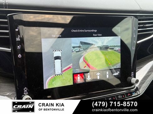 Used 2022 Jeep Wagoneer Series III w/ Premium Group I AWD/4WD image 16
