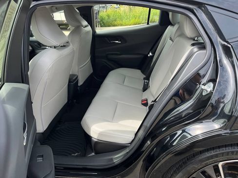 Used 2023 Toyota Prius XLE AWD/4WD image 27