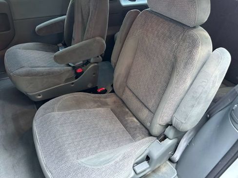 Used 2001 Nissan Quest SE FWD image 23