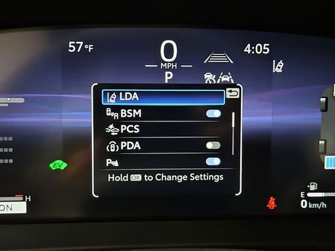 New 2025 Toyota Crown Signia image 15