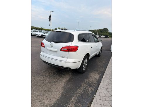 Used 2017 Buick Enclave Leather FWD image 4