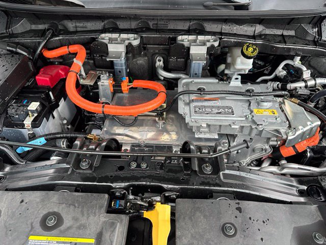 Used 2024 Nissan Ariya AWD image 9