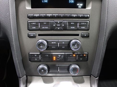 Used 2013 Ford Mustang Coupe RWD image 15