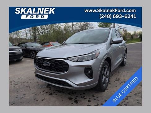 Certified 2023 Ford Escape ST-Line Select AWD/4WD image 1