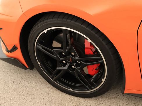 Used 2022 Chevrolet Corvette Stingray Coupe w/ Z51 Performance Package image 26