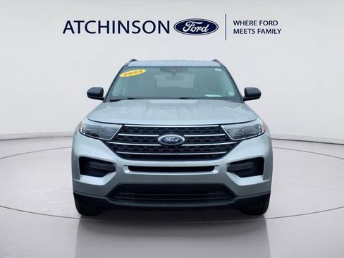 Certified 2024 Ford Explorer XLT AWD/4WD image 2