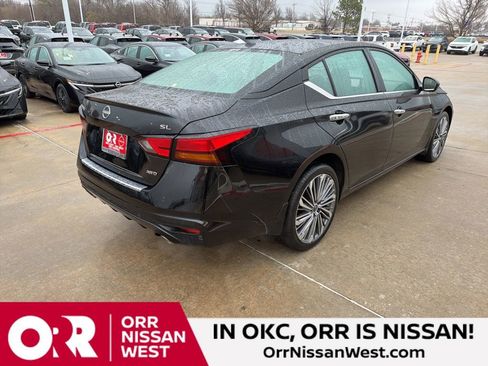 Used 2023 Nissan Altima 2.5 SL image 5