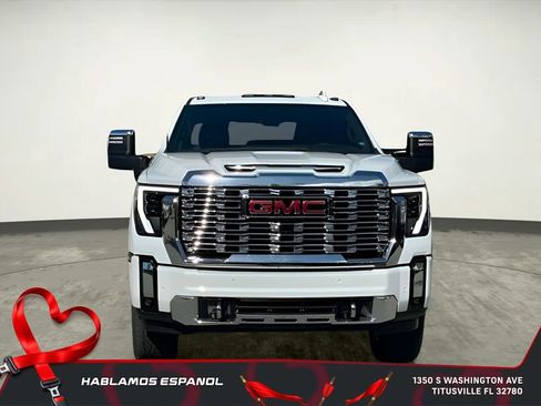 New 2026 GMC Sierra 2500 Denali w/ Denali Reserve Package image 18