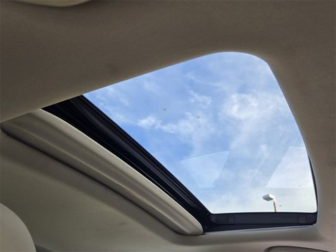 Used 2020 Acura TLX w/ Technology Package image 18