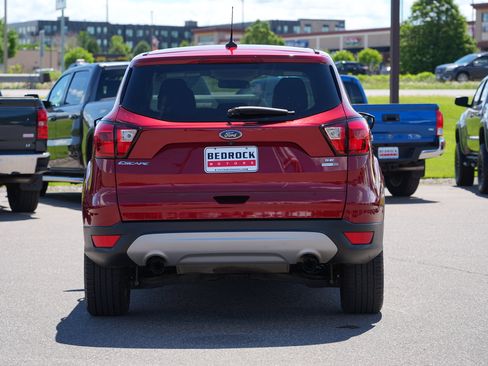 Used 2019 Ford Escape SE AWD/4WD image 4