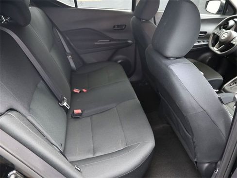 Used 2025 Nissan Kicks Play S image 31