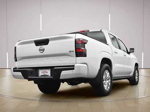 Used 2023 Nissan Frontier SV w/ SV Convenience Package RWD image 25