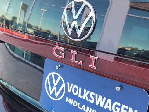 New 2026 Volkswagen Jetta GLI Autobahn image 10