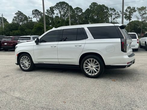 Used 2023 Cadillac Escalade Premium Luxury w/ Performance Package AWD/4WD image 7