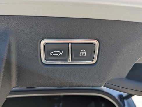 Used 2022 Kia Sorento SX image 13