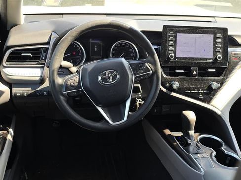 Used 2023 Toyota Camry LE image 7