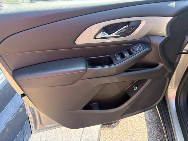 Used 2019 Chevrolet Traverse LT w/ LPO, Cargo Package AWD/4WD image 18
