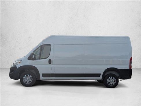 New 2025 RAM ProMaster 2500 w/ Quick Order Package 22G SLT image 5