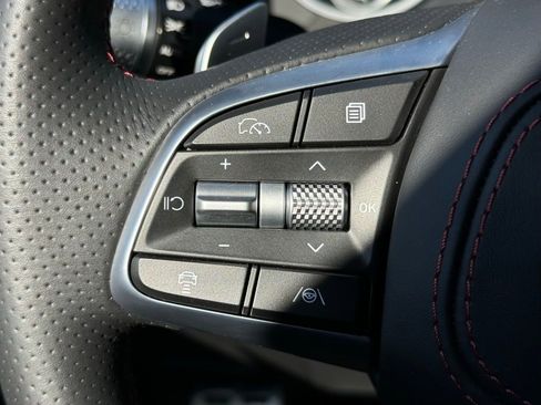 Used 2025 Genesis G70 3.3T Advanced w/ Sport Prestige Package image 29