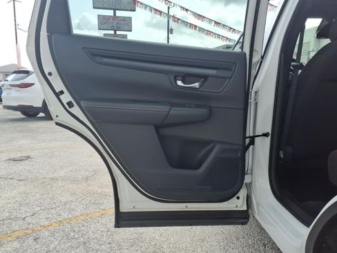 Used 2025 Honda CR-V Sport image 25
