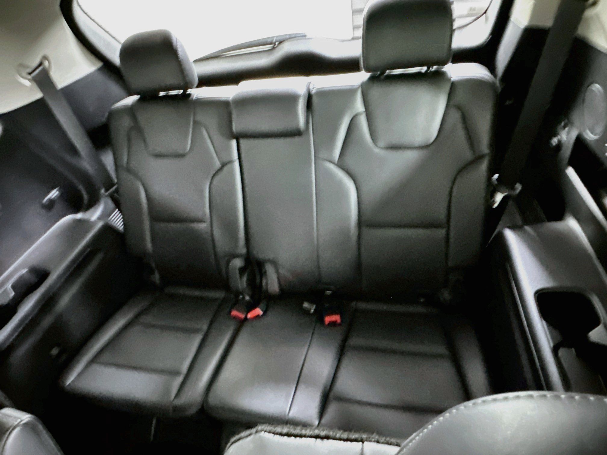 Used 2025 Kia Telluride S AWD/4WD image 28
