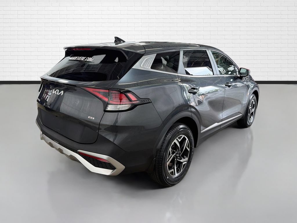 Used 2023 Kia Sportage LX AWD/4WD image 9