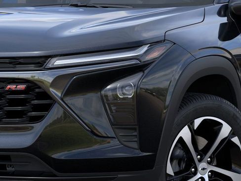 New 2026 Chevrolet Trax RS w/ Sunroof Package FWD image 10