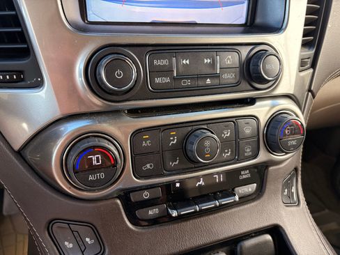 Used 2018 Chevrolet Tahoe LT image 20