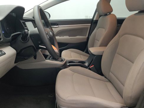 Used 2020 Hyundai Elantra SEL w/ Convenience Package (C2) FWD image 17