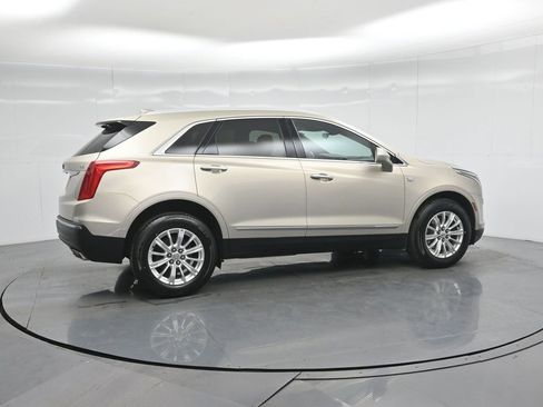Used 2017 Cadillac XT5 FWD image 26