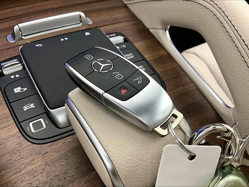 Used 2026 Mercedes-Benz GLE 450 4MATIC image 12