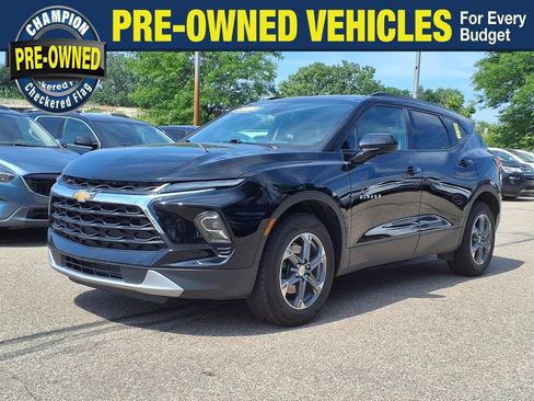 Used 2024 Chevrolet Blazer LT w/ Convenience Package FWD image 1