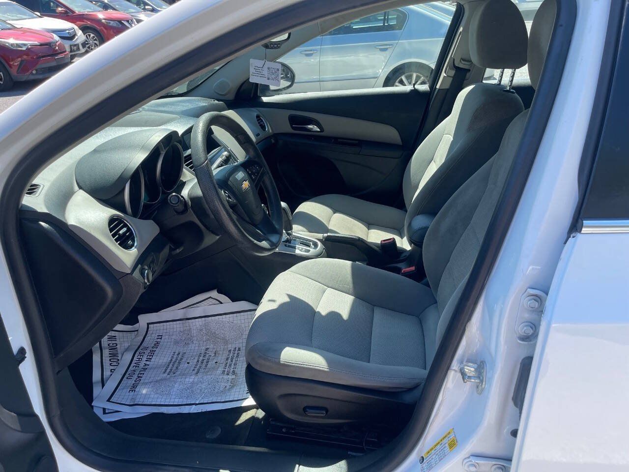 Used 2015 Chevrolet Cruze LT FWD image 21