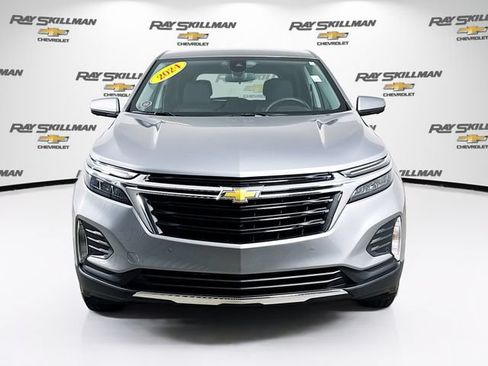 Used 2024 Chevrolet Equinox LT AWD/4WD image 2