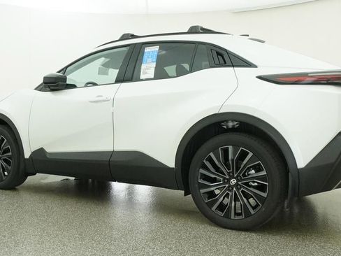 New 2026 Toyota C-HR AWD/4WD image 20